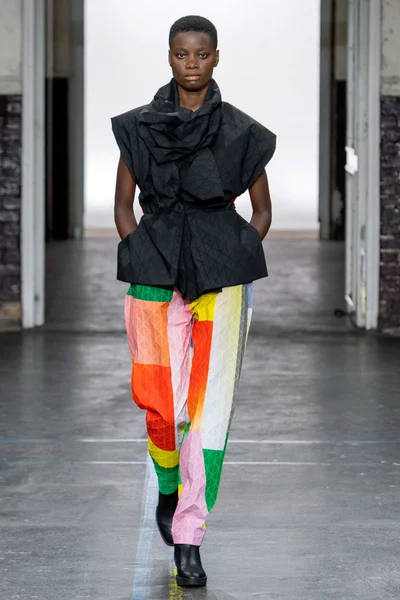 Look 26